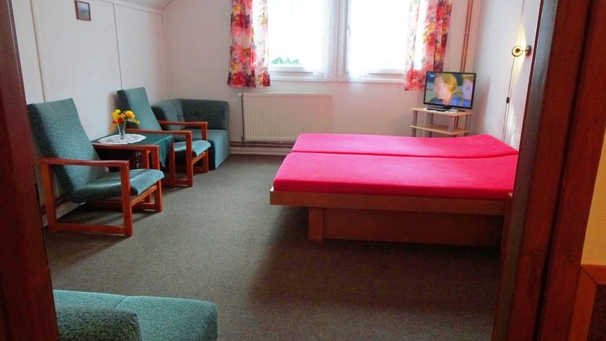 JISKRA Harrachov - pokoj v patře