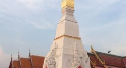 obrázek - วัดพระธาตุเชิงชุมวรวิหาร (Phra That Choeng Chum)