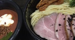 obrázek - トラガス。