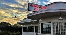 obrázek - The Monument Café
