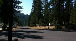 obrázek - Yosemite Lakes Campground