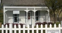 obrázek - J.C. Penny's House