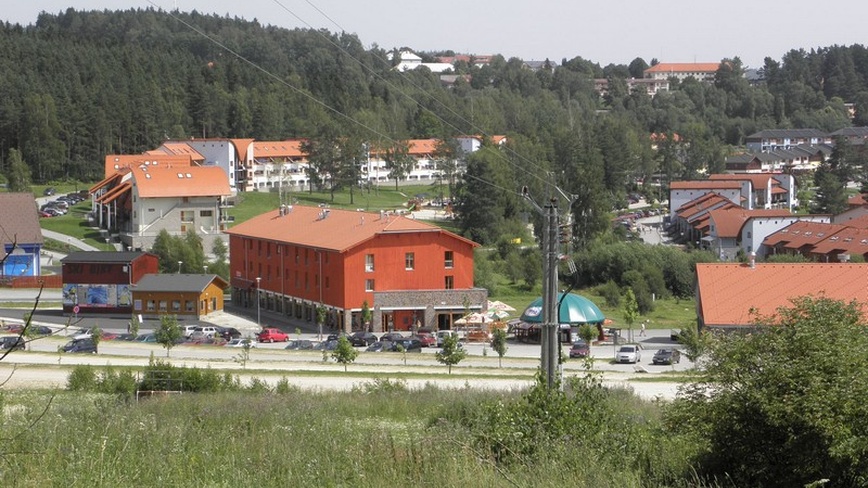 Apartmány Mirka Lipno - Apartmány Mirka Lipno - pohled na centrum obce