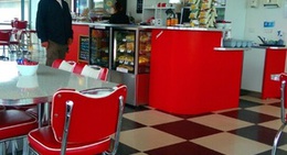 obrázek - Warbirds And Wheels