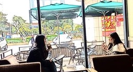 obrázek - Starbucks星巴克东方店