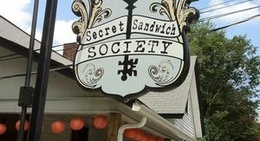 obrázek - Secret Sandwich Society