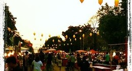 obrázek - Walking Street Khon Kaen (ถนนคนเดิน ขอนแก่น)