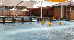obrázek - Paragon Swimming Pool