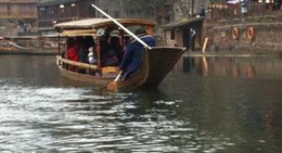 obrázek - 沱江泛舟