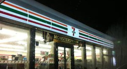 obrázek - セブンイレブン 紋別渚滑店