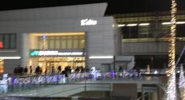 obrázek - 高崎駅東口ペデストリアンデッキ