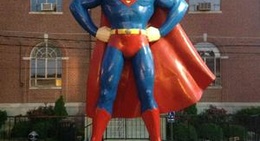obrázek - Giant Superman Statue
