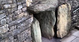 obrázek - Knowth Tombs