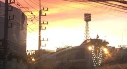 obrázek - Mueang Kanchanaburi Clock Tower (หอนาฬิกาเมืองกาญจนบุรี)