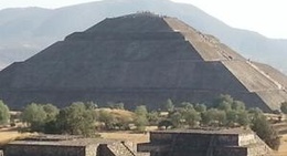 obrázek - Pirámide del Sol