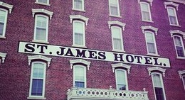 obrázek - St. James Hotel
