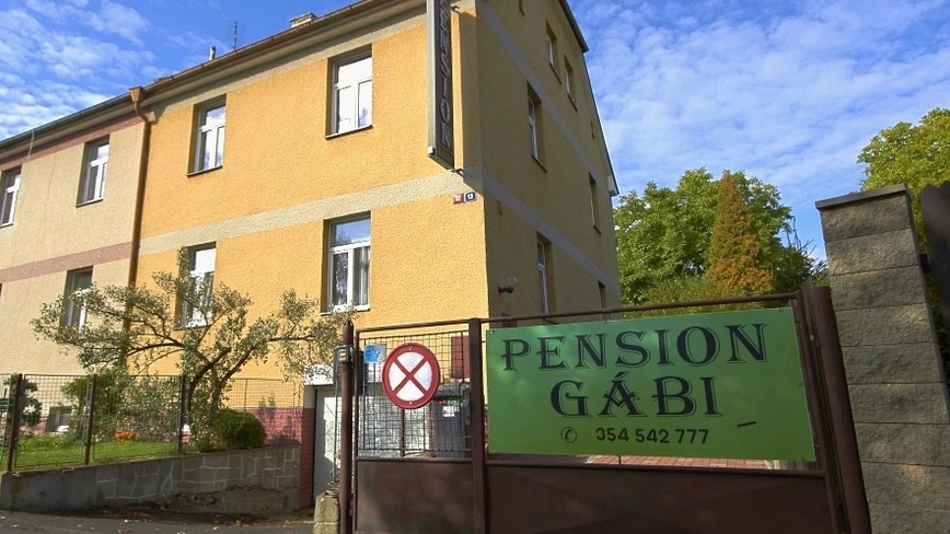 Pension Gábi - Pension Gábi I (Česká ulice) - Pension Gábi I (Česká ulice), Parkování zdarma, vyhřívaný sezónní bazén, možnost grilování a stolního tenisu