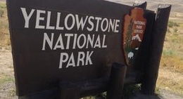 obrázek - Yellowstone National Park - North Entrance