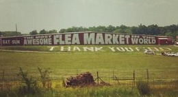 obrázek - World's Awesome Flea Market