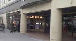 obrázek - Crossroads food court