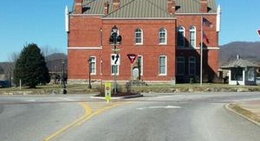 obrázek - Blairsville Town Square - Old Union County Courthouse