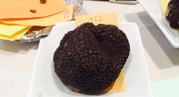 obrázek - Marché aux truffes