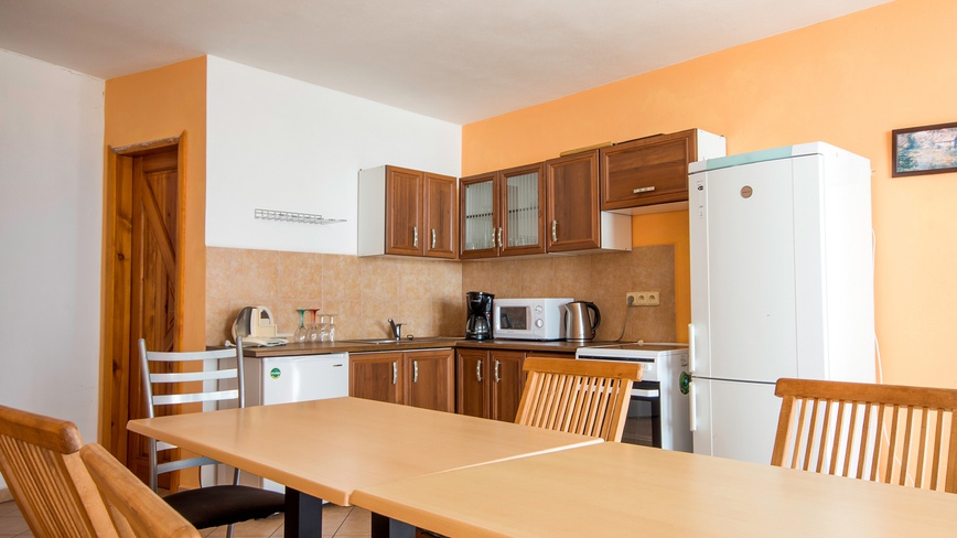 Penzion a restaurace U Třeboňského kola - Plně vybavená kuchyně - ve společenské místnosti