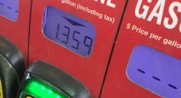 obrázek - Fry's Gas Station