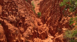 obrázek - Bồng Lai Tiên Cảnh (Red Canyon)