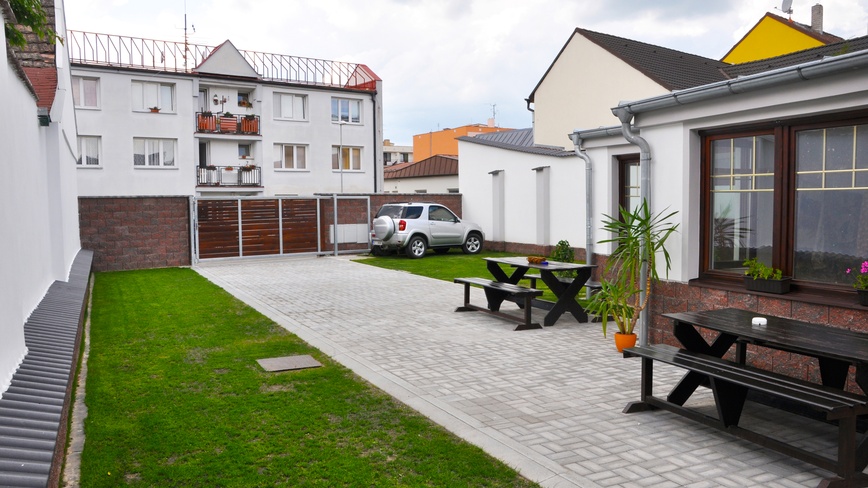 Penzion a restaurace U Třeboňského kola - Dvorek
