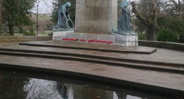 obrázek - townley hall war memorial