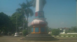 obrázek - Tugu Alun-alun Banyumas