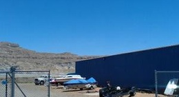 obrázek - boat hotel - fuel - mini mart