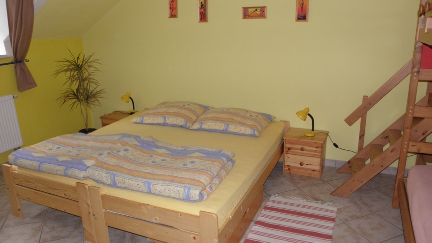 Apartmány Mirka Lipno - Apartmány Mirka Lipno - žlutý pokoj horní apartmán