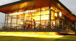 obrázek - Starbucks Coffee 富山環水公園店