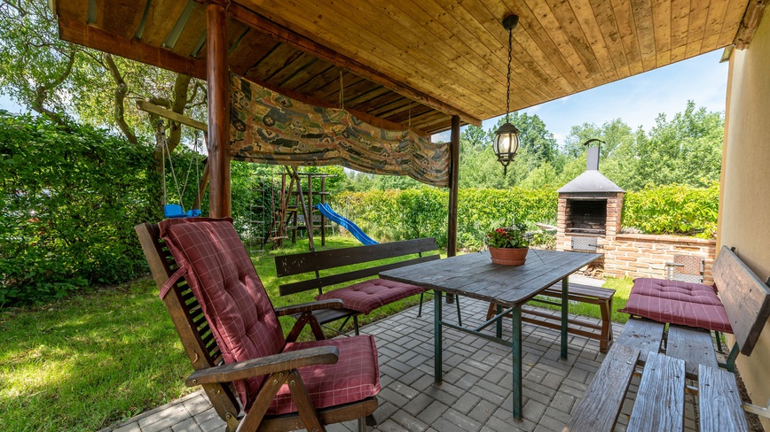 Ubytování u Sýkorů - zahrada - gril