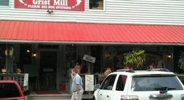 obrázek - Old Hampton Store and Grist Mill