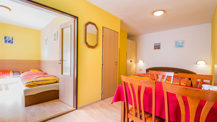 Penzion a restaurace U Třeboňského kola - Apartmán č. 14 - v přízemí